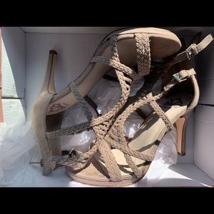 Fergalicious heels 7.5